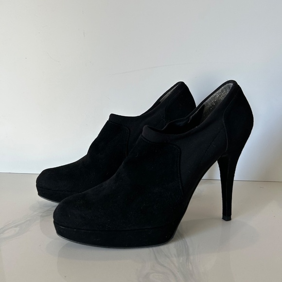 Stuart Weitzman Black suede platform high heel - Picture 2 of 15